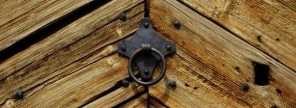 DoorKnocker